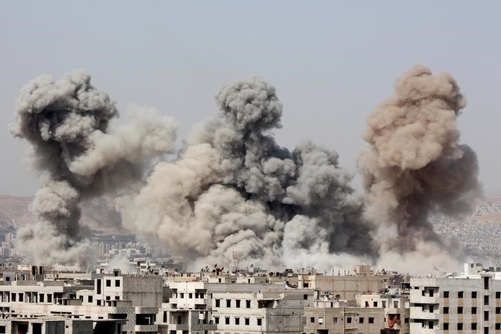 © Reuters. بيان:امريكا والحلفاء يستهدفون تنظيم الدولة الاسلامية بتسع غارات جوية