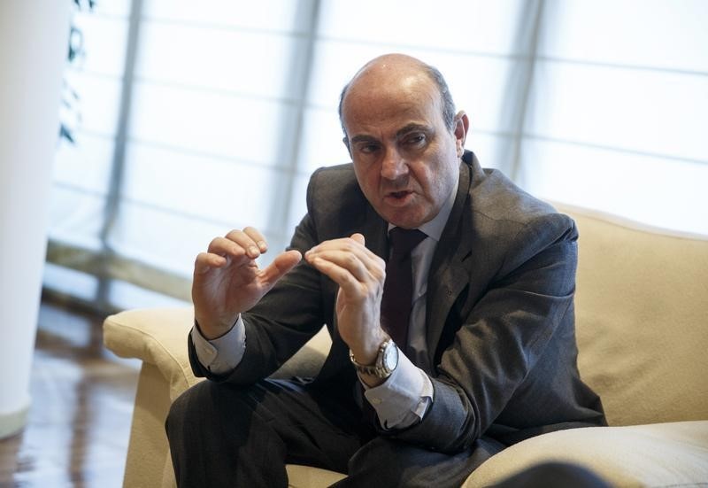 © Reuters. اسبانيا:لن يتم تقديم أموال لليونان إلا بعد أن تنفذ إصلاحات
