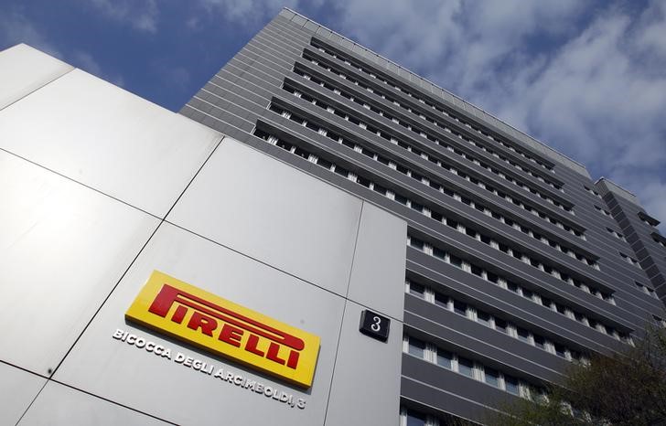 © Reuters. Sede da Pirelli, em Milão