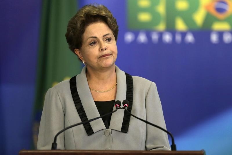 © Reuters. Presidente Dilma Rousseff durante cerimônia no Palácio do Planalto