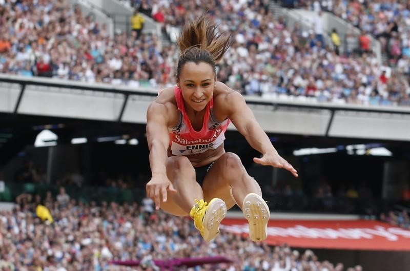 © Reuters. Great Britain's Jessica Ennis-Hill competes in the women's long jump event at the London Diamond League 'Anniversary Games' athletics meeting in east London