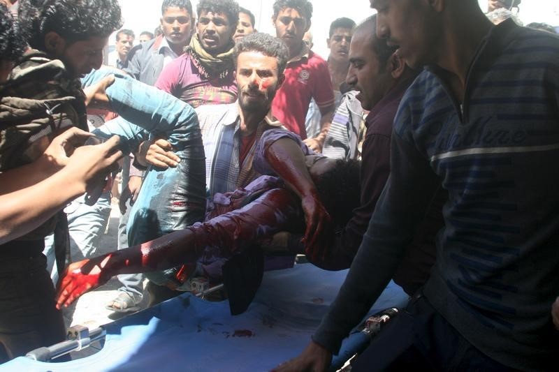 © Reuters. مسؤول حوثي يقول إن الحوثيين لا يستهدفون عدن لكنهم يدافعون عن اليمن ضد المتشددين