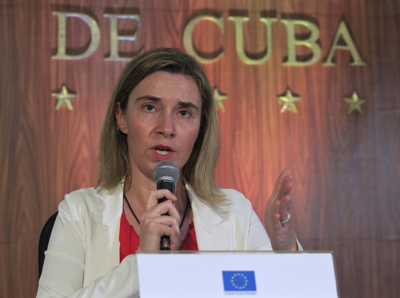 © Reuters. La UE y Cuba acelerarán negociaciones, buscan acuerdo antes de fin de 2015