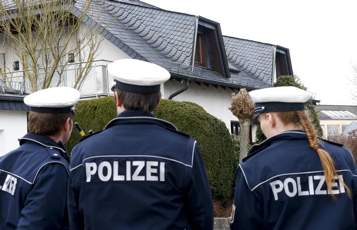 © Reuters. La Fiscalía alemana registra la casa del copiloto del avión de Germanwings