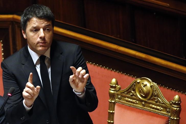 © Reuters. Il presidente del Consiglio Matteo Renzi in Senato.