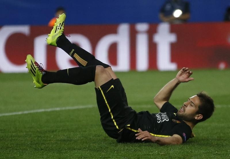 © Reuters. ألبا مدافع برشلونة يغيب عن الملاعب بسبب الإصابة