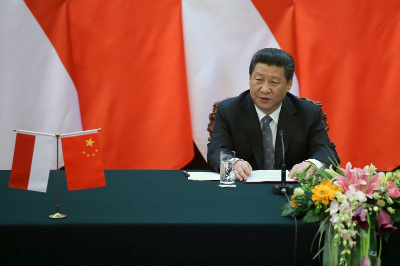 © Reuters. رئيس الصين يأمل أن تتجاوز التجارة مع دول طريق الحرير 2.5 تريليون دولار