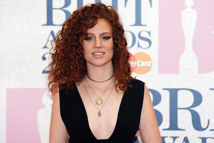 © Reuters. Singer Jess Glynne arrives for the BRIT music awards at the O2 Arena in London