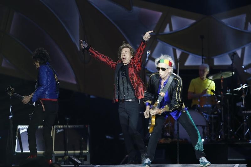 © Reuters. The Rolling Stones perform during their "14 on Fire" concert in Madrid