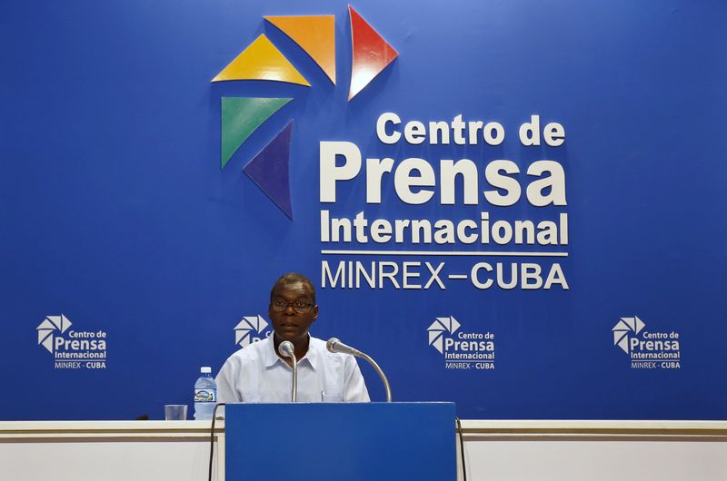 © Reuters. Cuba y EEUU comienzan las primeras conversaciones formales sobre derechos humanos