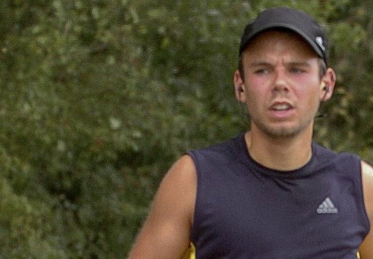 © Reuters. Andreas Lubitz corre durante meia maratona em Hamburgo