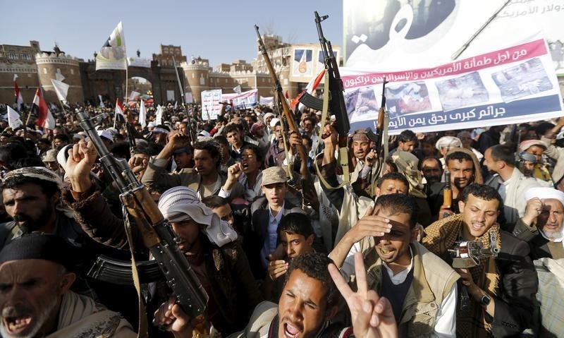 © Reuters. حصري-تعطل واردات الغذاء اليمنية والصراع يضغط على سلسلة الإمداد