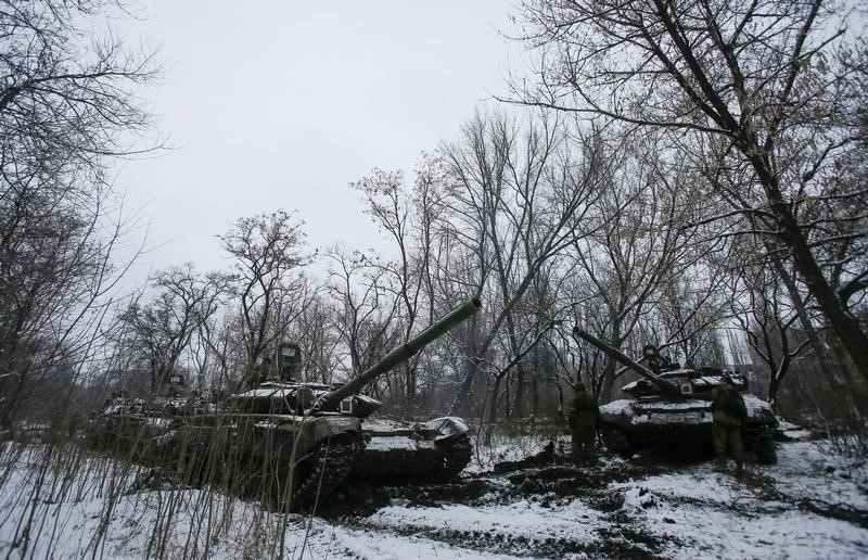 © Reuters. Танки пророссийских сепаратистов 