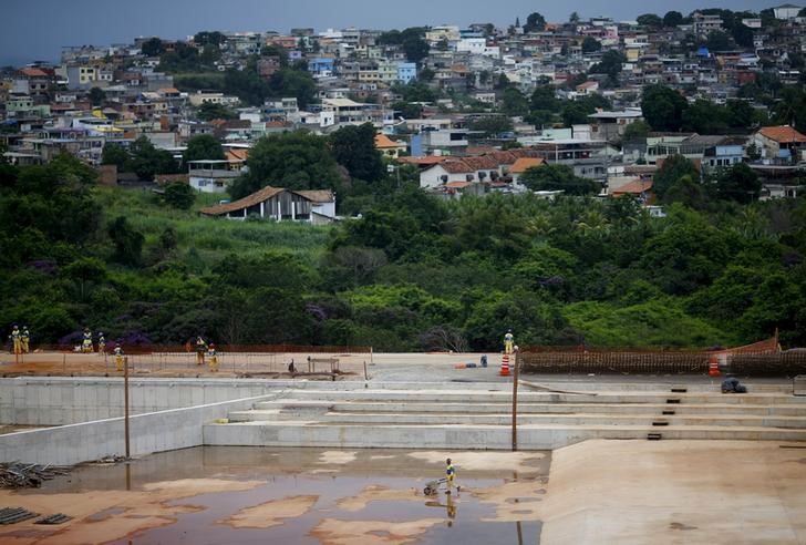 © Reuters. A view of construction works of the X-Park at Deodoro Sports Complex for the Rio 2016 Olympic Games, in Rio de Janeiro