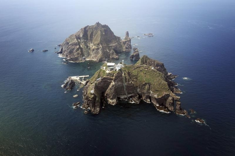 © Reuters. A set of remote islands called Dokdo in Korean and Takeshima in Japanese