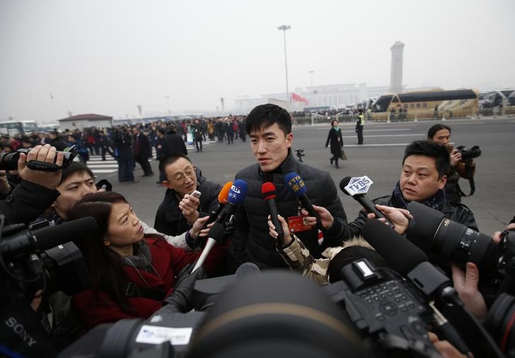 © Reuters. El campeón olímpico chino Liu Xiang anuncia su retirada