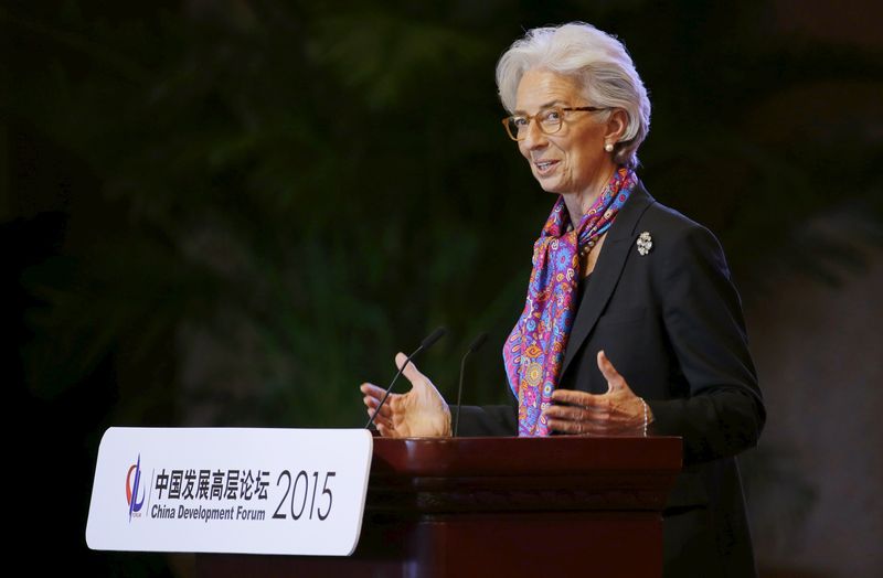 © Reuters. El FMI prevé bajo crecimiento económico potencial en el mundo