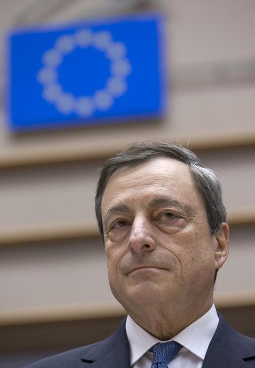 © Reuters. BCE alcanza la meta de programa de alivio cuantitativo en el primer mes