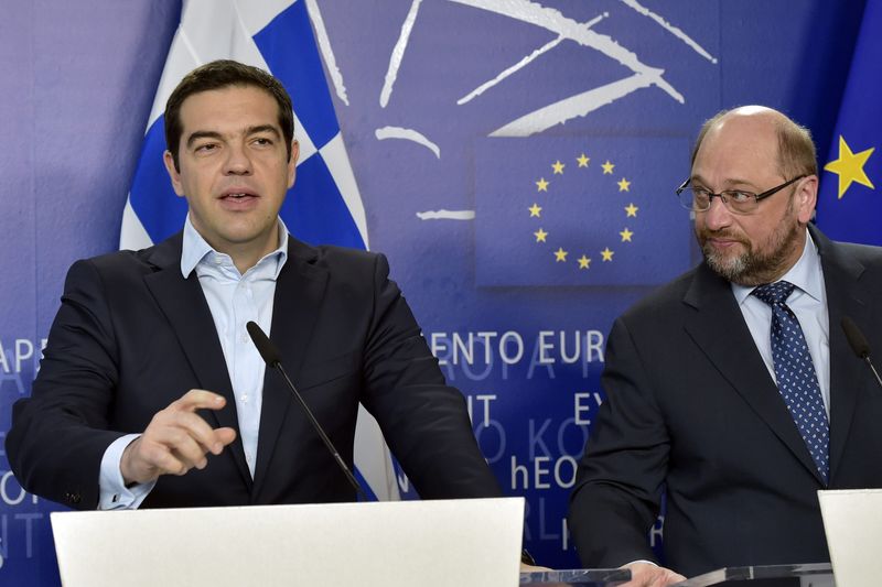 © Reuters. صحيفة: شولز يحذر اليونان من مخالفة نهج الاتحاد الأوروبي تجاه روسيا