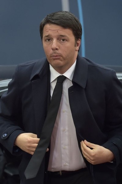 © Reuters. Il premier Matteo Renzi 