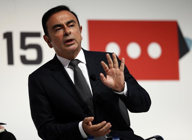 © Reuters. El Gobierno de Francia aumenta su influencia en Renault y desafía a Carlos Ghosn 