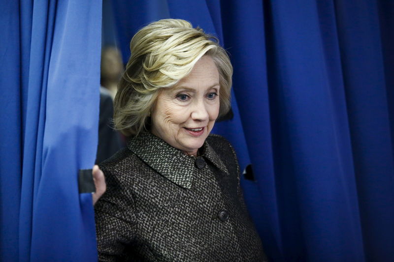 © Reuters. Former U.S. Secretary of State Clinton arrives to attend the early childhood development initiative "talk to you baby" in Brooklyn,  New York