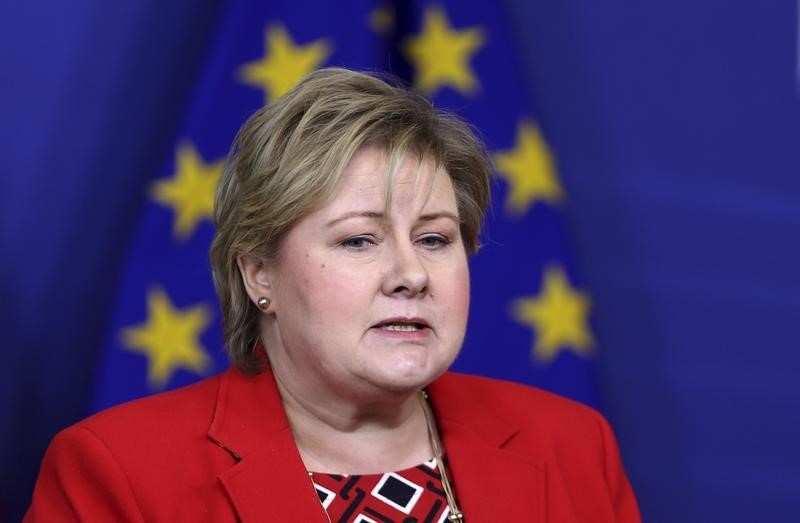 © Reuters. رئيسة وزراء النرويج تعتذر عن سوء معاملة الغجر أثناء الحرب العالمية الثانية