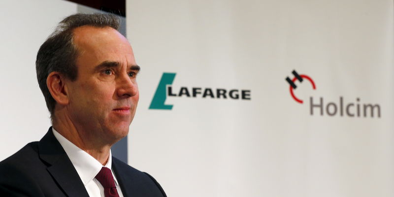 © Reuters. Future CEO Olsen of the new merged entity LafargeHolcim attendss a news conference in Zurich