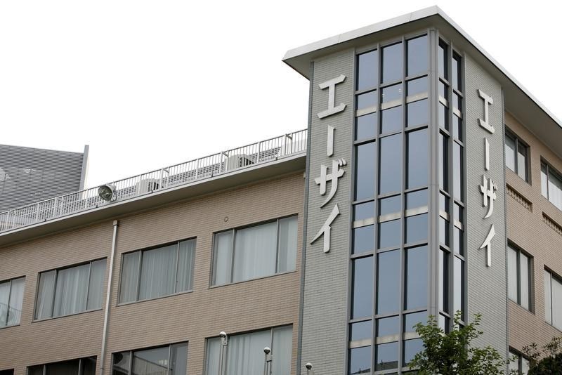 © Reuters. Head office of Eisai Co., Ltd. is seen in Tokyo