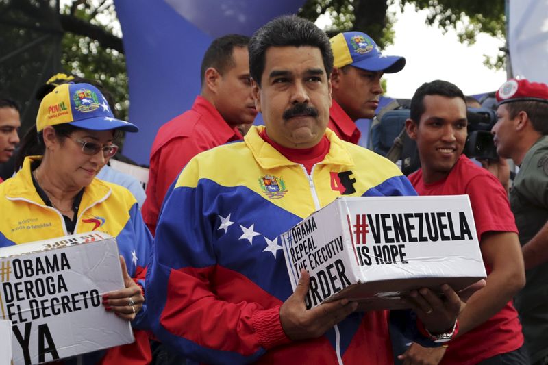 © Reuters. Presidente da Venezuela Nicolás Maduro durante comício em Caracas