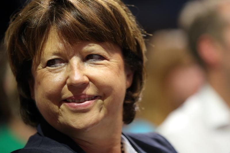 © Reuters. MARTINE AUBRY RENTRE DANS LE RANG POUR LE CONGRÈS DU PS