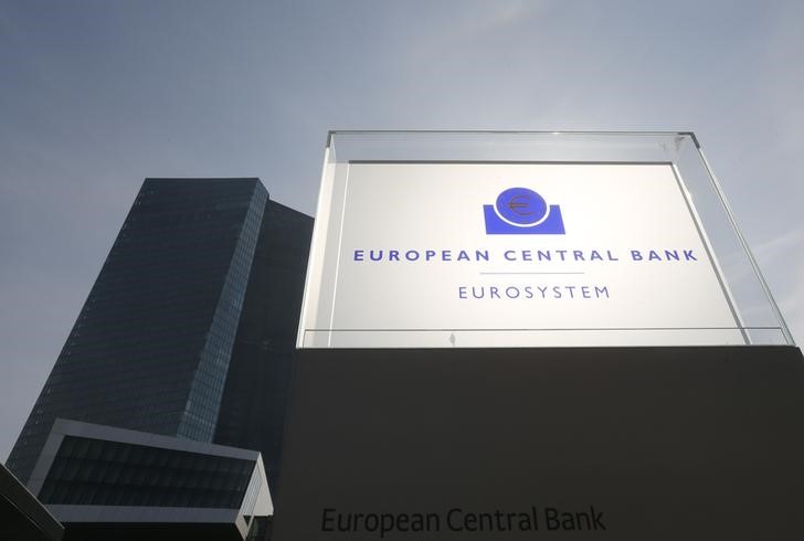 © Reuters. BCE ve riesgos en el proyecto de ley de ejecución hipotecaria en Grecia