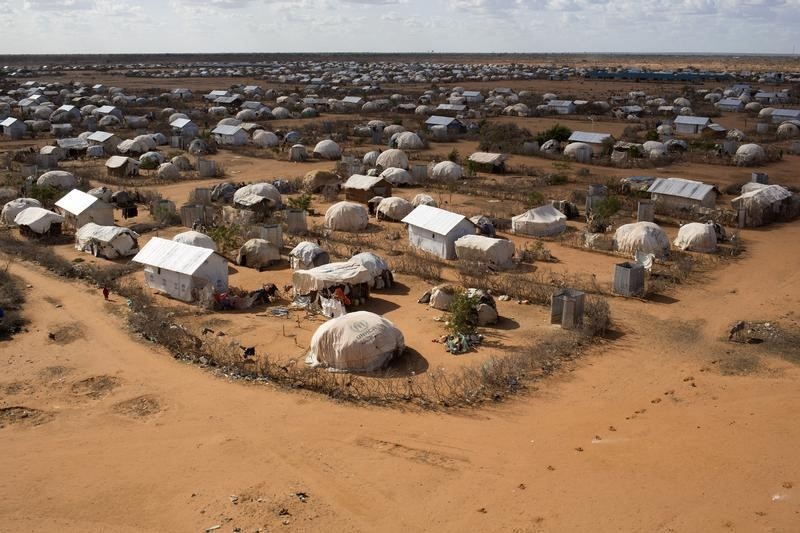 © Reuters. Kenia pide a la ONU que retire del país un campo de refugiados de somalíes