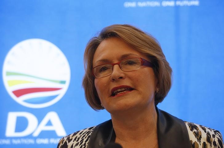 © Reuters. Opposition Democratic Alliance leader Helen Zille speaks at a news conference in Cape Town