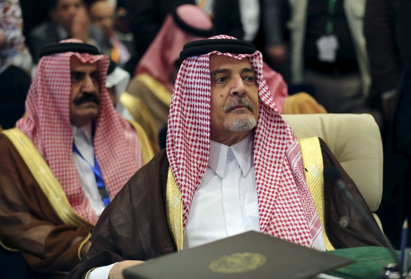 © Reuters. السعودية ترفض دعوات إيران لوقف الضربات الجوية في اليمن