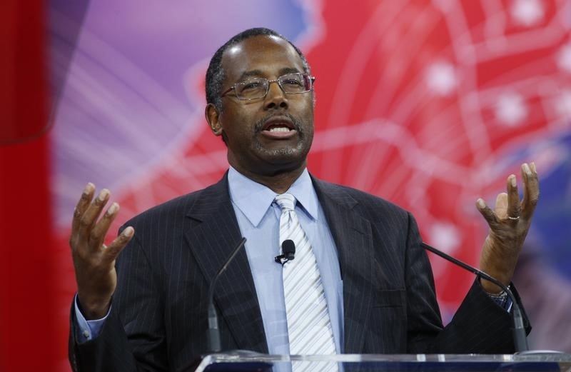 © Reuters. Carson speaks at the Conservative Political Action Conference (CPAC) in Maryland