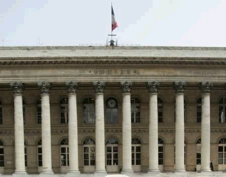 © Reuters. LA BOURSE DE PARIS STABLE DANS LES PREMIERS ÉCHANGES
