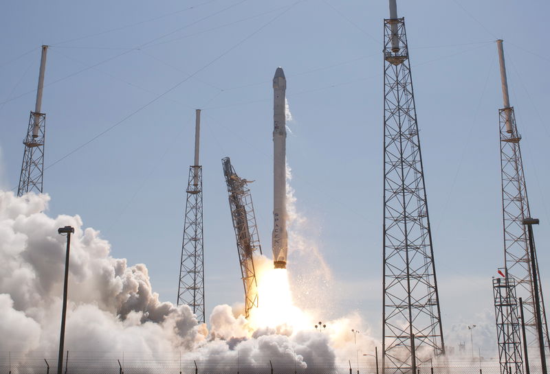 © Reuters. Lançamento do foguete não tripulado da SpaceX