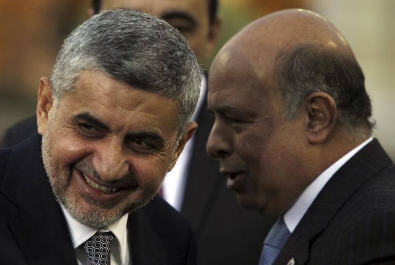 © Reuters. مصادر: محكمة مصرية تعاقب مساعدا لمرسي بالسجن ثلاث سنوات في قضية تزوير