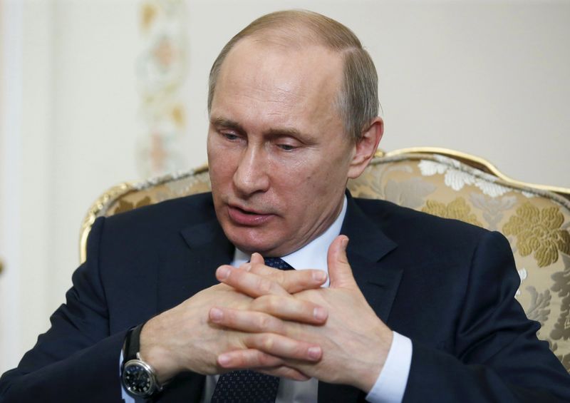 © Reuters. وثائق: دخل بوتين أقل من كثيرين في الكرملين