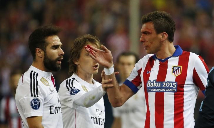 © Reuters. Mandzukic no jugará en el Atletico-Depor 