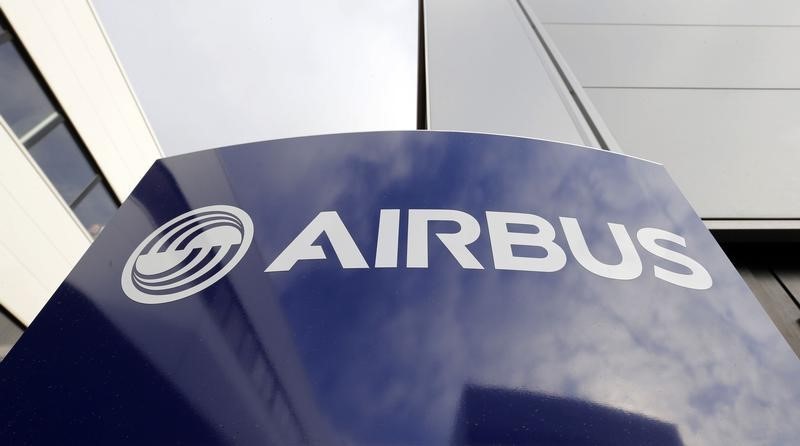 © Reuters. Airbus's logo is pictured at Airbus headquarters in Toulouse