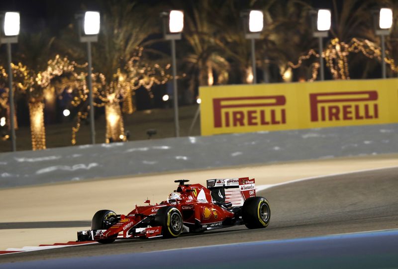 © Reuters. Ferrari Formula One Driver Sebastian Vettel of Germany drives during second free practice ahead of Bahrain's F1 Grand Prix at Bahrain International Circuit, south of Manama