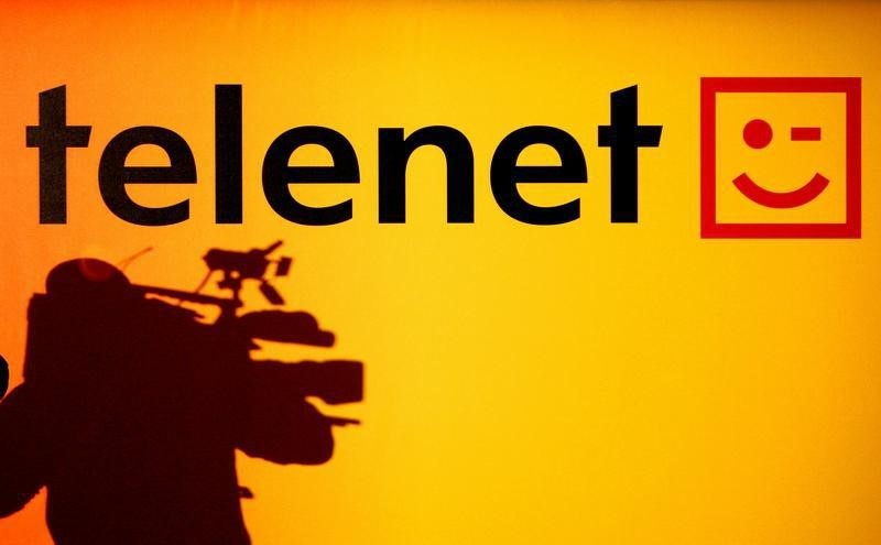© Reuters. Filial de Liberty Telenet comprará filial belga de KPN por 1.325 mln eur