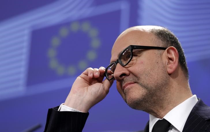 © Reuters. Comissário Europeu, Pierre Moscovic, em entrevista coletiva em Bruxelas