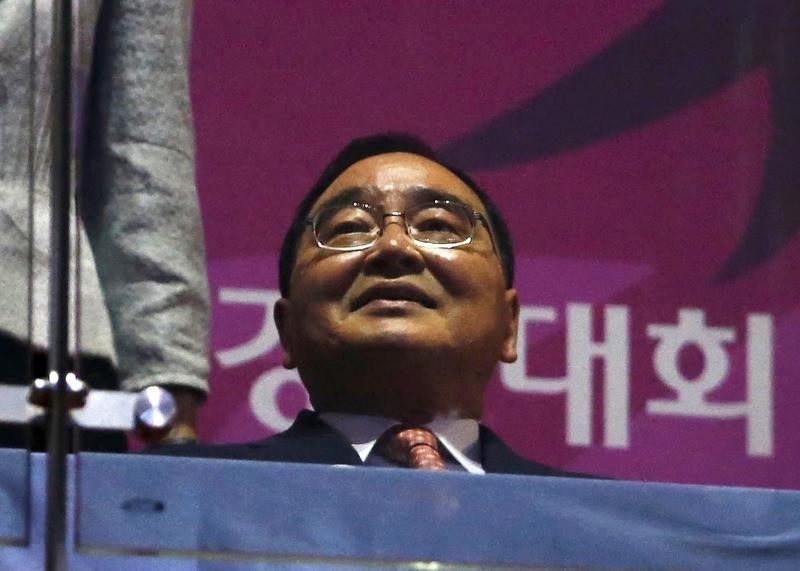© Reuters. رئيس وزراء كوريا الجنوبية يعرض الاستقالة وسط فضيحة مالية
