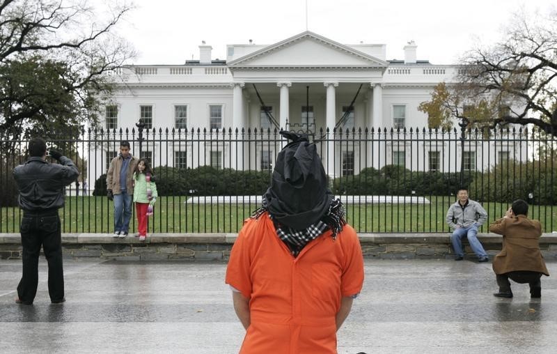 © Reuters. منظمة العفو تدين عدم تحرك امريكا بشأن تقرير تعذيب