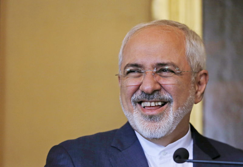 © Reuters. وزير الخارجية الإيراني محمد جواد ظريف 