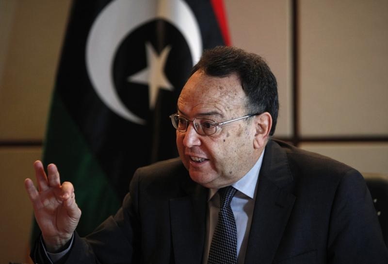 © Reuters. الحكومة الليبية الموازية تقول إنها ستتصدى لأي هجمات أوروبية على مواقع يستخدمها مهربو البشر