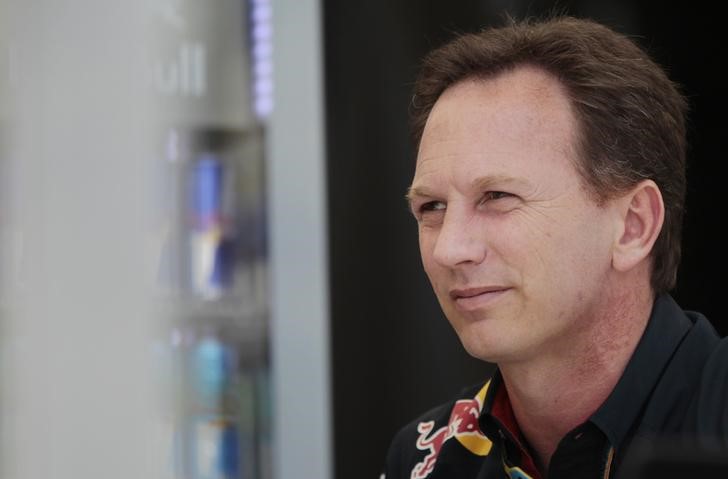 © Reuters. Red Bull Formula One team principal Christian Horner looks on at the team paddock before the first practice session of the Bahrain F1 Grand Prix at the Bahrain International Circuit (BIC) in Sakhir